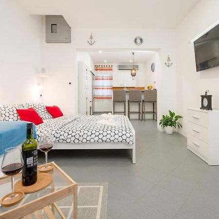 Studio Apartment Sesula スプリト エクステリア 写真
