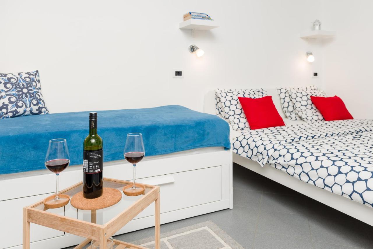 Studio Apartment Sesula スプリト エクステリア 写真