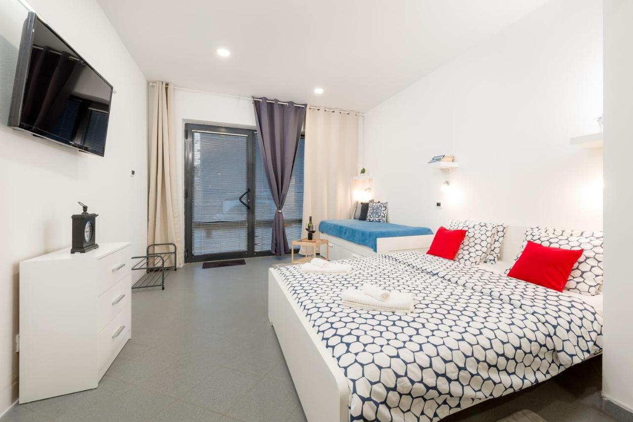 Studio Apartment Sesula スプリト エクステリア 写真